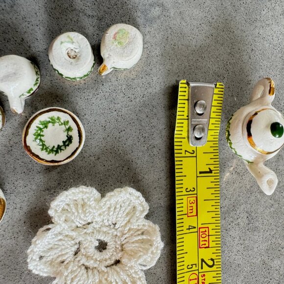 Miniature Artisan Tea Set Picnik Teapot Porcelain Doily Dollhouse Vintage Lot - Picture 3 of 4